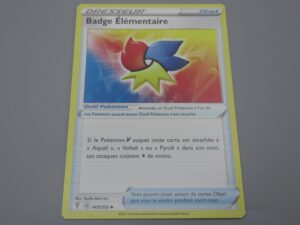 Pokemon Objet Badge Elémentaire - 147/203 Losange - 2021