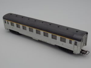 Wagon Voiture SNCF A8 myfi 1ère classe - Jouef