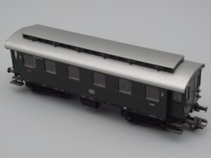 Wagon voiture DB 079 969 Ffm 2e classe - Märklin