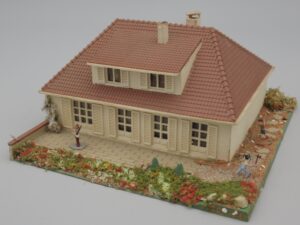 Villa Ile de France avec personnages - Jouef 1998