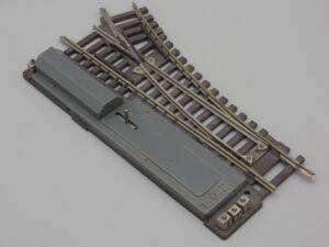 Rail aiguillage électrique à droite 14.5 cm gris - HOrnby