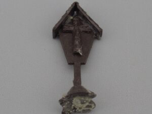 Croix de chemin avec toiture - H0
