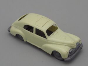 Voiture Peugeot 203 crème - Jouef