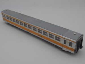 Wagon voiture RTG Turbotrain Caen TRABu 42024 mixte - Jouef