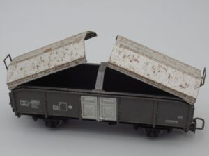 Wagon couvert à double toit SNCF ITto 90498 vert - Jouef