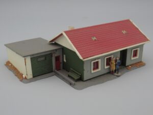 Maison avec garage - Faller 94401