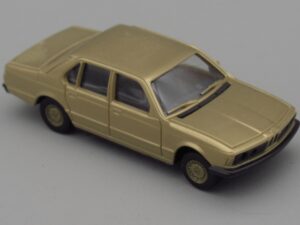Voiture BMW 745i dorée - Herpa