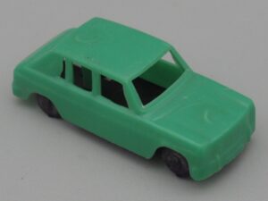 Voiture Simca 1100 verte - Jouef H0