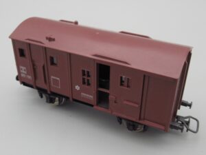 Wagon fourgon de queue SNCF M 921852 avec éclairage - Jouef 6480