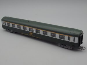 Wagon Voiture 51 87 19-70 381-2 1ère classe - Jouef 5271