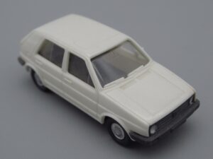 Voiture Volkswagen Golf blanche - Wiking