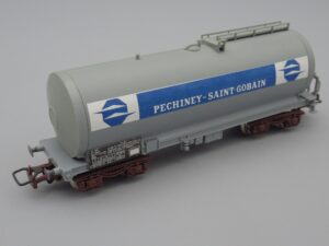 Wagon citerne Pechiney - Saint-Gobain - Jouef 6508