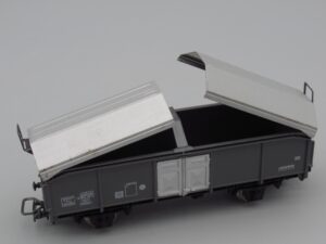 Wagon couvert à double toit SNCF ITto 90498 vert - Jouef