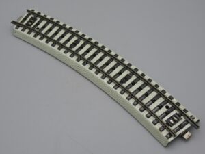 Système 3 rails - Voie M Courbe R=437.4 30° - Märklin 5046