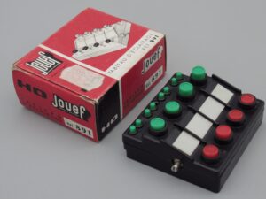 Boîtier de commande 4 interrupteurs - Jouef 891
