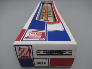 Wagon voiture banlieue 2 niveaux mixte 2e fourgon - Jouef 5084