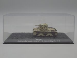 Chars de combat 28 - M13/40 1942 - Altaya