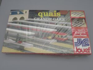 Grande gare - 4 quais couverts - Jouef 1041