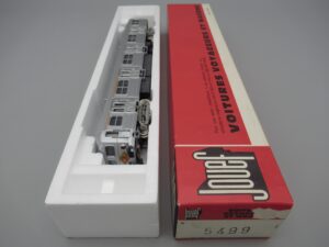 Wagon voiture banlieue de queue inox ZS 15101 - Jouef 5499