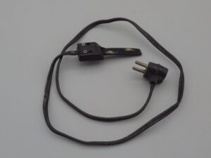 Cordon d'alimentation 45 cm connecteur 8 mm - Jouef