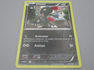 Pokemon Sneasel - Basico - 69/99 Rond - 2012