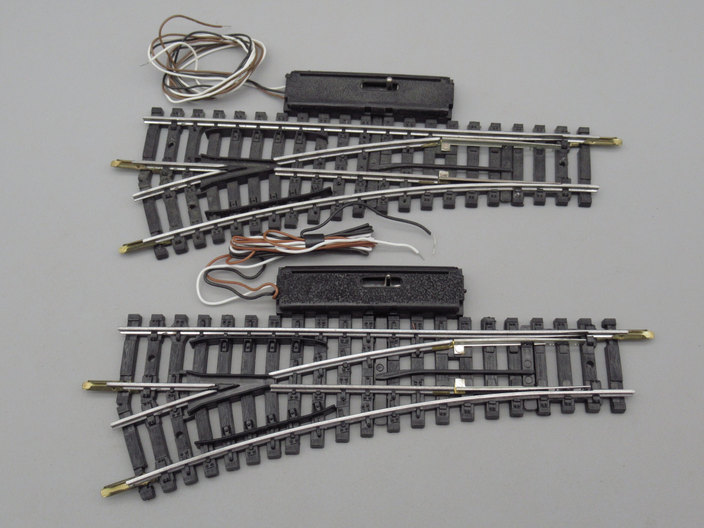 2 rails aiguillages électriques à gauche R385 15.4 cm - Jouef