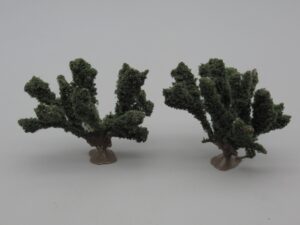 2 arbustes sur pied 4.5 cm