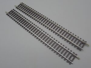 2 rails droits 22.9 cm marron - Hachette Collections