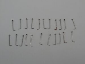 22 montants 13 mm pour main courante de motrice - Athearn