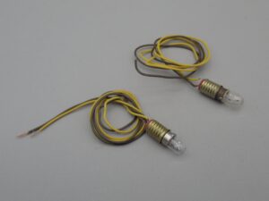 2 lampes douilles E5 à vis 5.5 mm avec ampoule