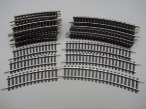 19 rails courbes 2/3 760 et 12 rails courbe 1/1 760 - Piko