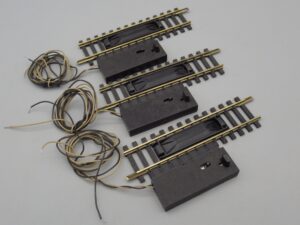3 rails droits 10.1 cm dételage électrique laiton - Fleischmann