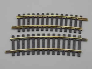 2 rails courbes R=357,5 15° Laiton - Fleischmann 1703/2