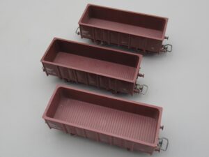 3 wagons tombereaux 01 RIV EUROP 87 SNCF marron