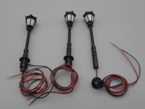 3 lampadaires électriques noirs 6 cm 12 volts