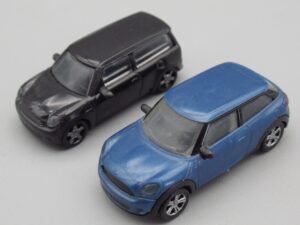 BMW Mini Clubman noire FF168 et BMW Mini Paceman FF171 - Kinder