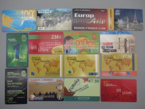15 cartes téléphoniques en Francs et Euros