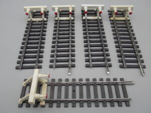 5 rails heurtoirs 10.1 cm à tampons ronds blanc/rouge - Jouef
