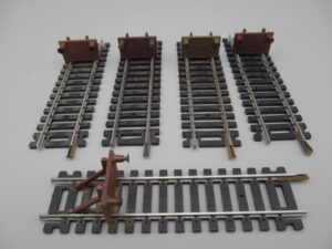 5 rails heurtoirs à tampons ronds marron 11 cm - Lima N/3021