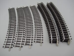 12 rails courbes R=381 30° - HOrnby acH0