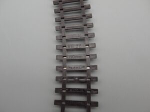 12 rails courbes R=381 30° mailchort - HOrnby acH0