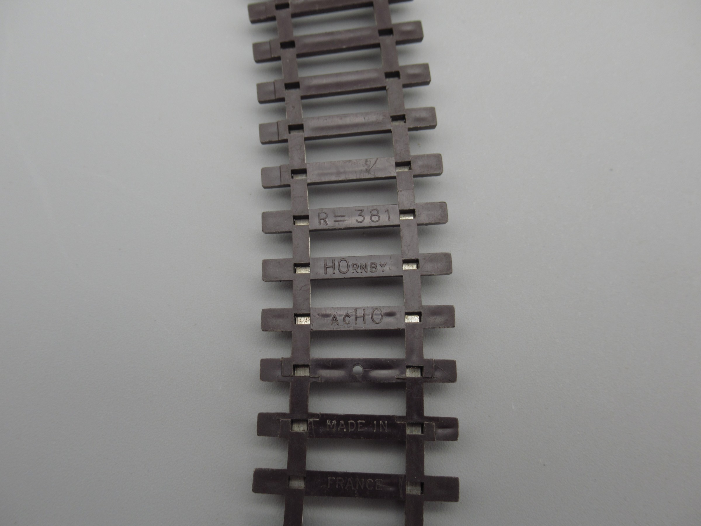 12 rails courbes R=381 30° mailchort - HOrnby acH0
