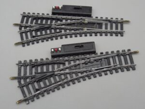 2 rails aiguillages électriques à gauche R=385 15.4 cm - Jouef