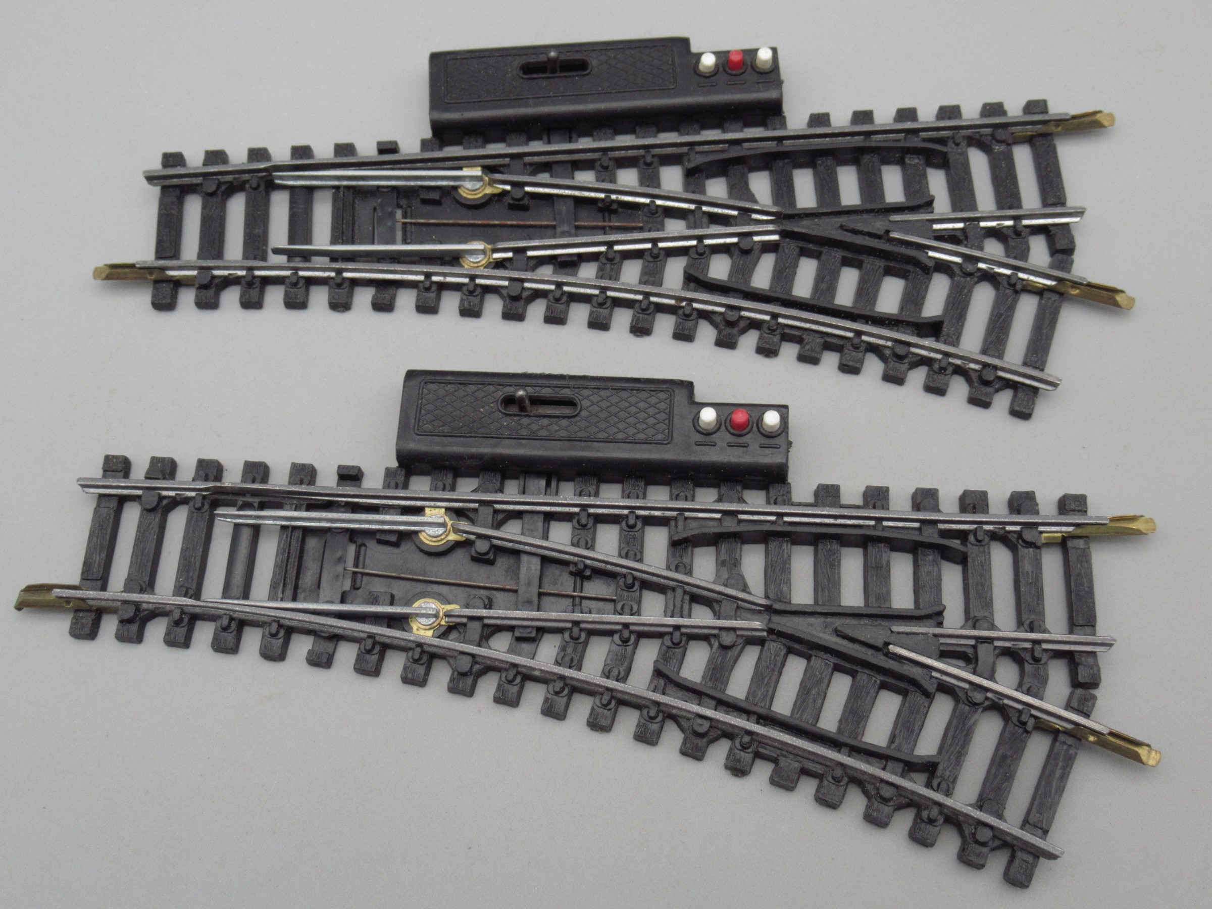 2 rails aiguillages électriques à droite R=385 15.4 cm - Jouef