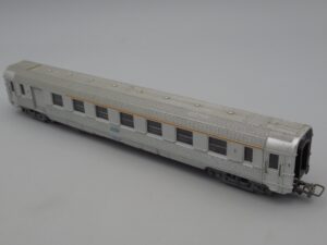 Wagon voiture métallisé 1ère classe SNCF 5187 18 - Jouef