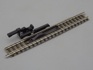 Rail dételeur N 111 mm ballasté - Mailchort - Fleischmann 9114