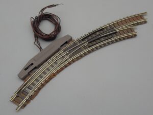 Rail aiguillage courbe droite électrique - Fleischmann 9142R