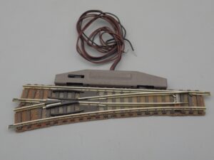 Rail aiguillage gauche électrique N 111 mm - Fleischmann 9139L