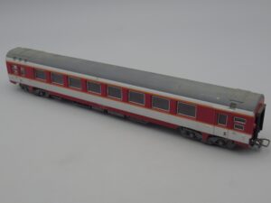 Wagon grand confort 61 87 18_99035_0 - Jouef