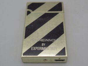 Gold-schwarzes Feuerzeug von Pureinnov by Experimentboy USB